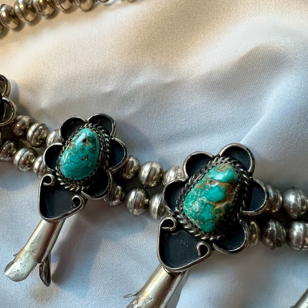 Beautiful Squash Blossom Turquoise Necklace SS 925 C11, 215 grams. - Picture 15 of 16